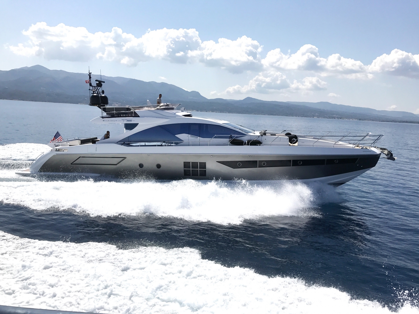Azimut Makani Sea