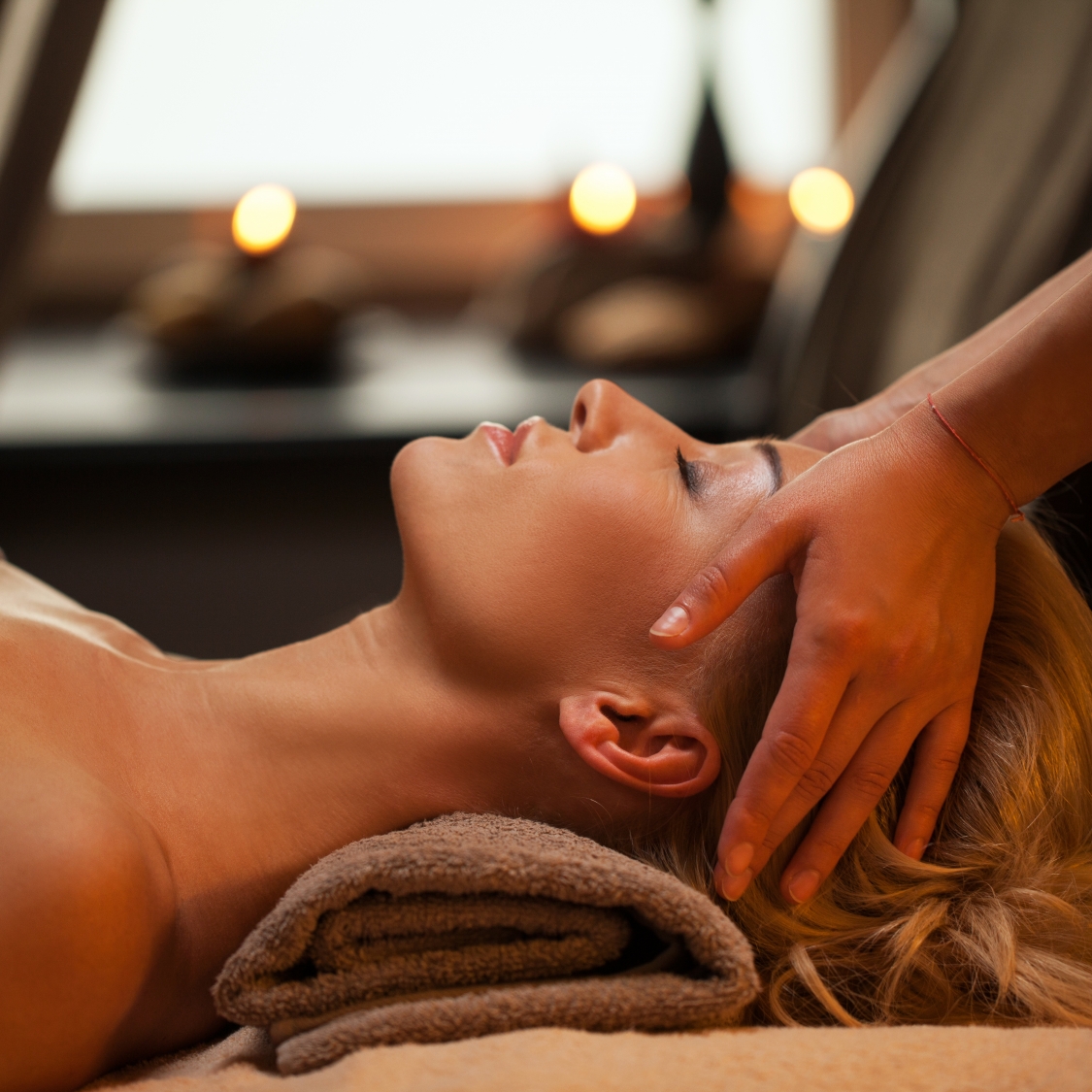 Rotational Stew/Masseuse/Spa for a Private 62m MY