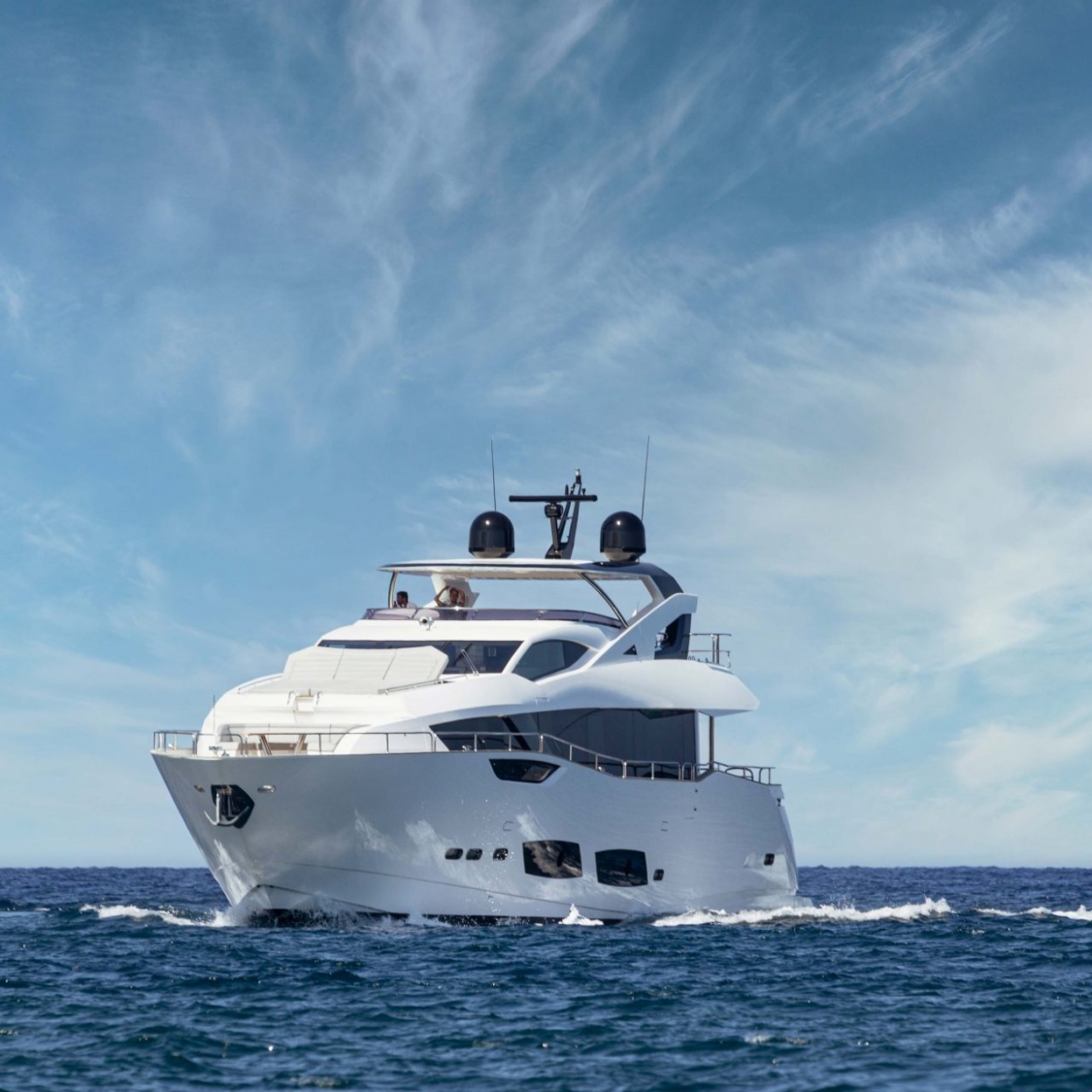 West Nautical sells luxury M/Y Anna-Liza G, 28m Sunseeker 95