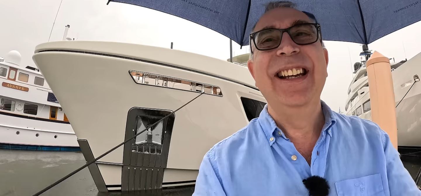 AQUAHOLIC Takes a Tour of Superyacht Stellamar from our Charter Fleet!