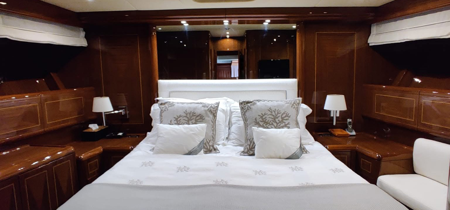 Elton II Master Cabin