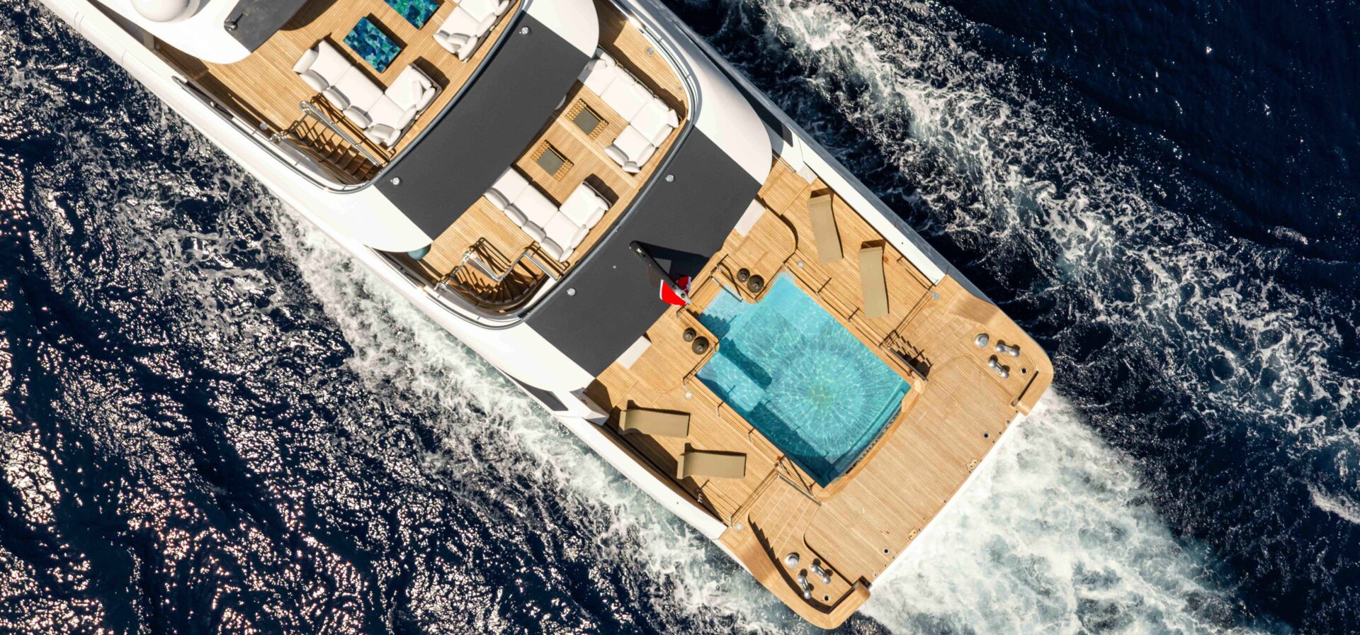 Motor Yacht Symmetry 