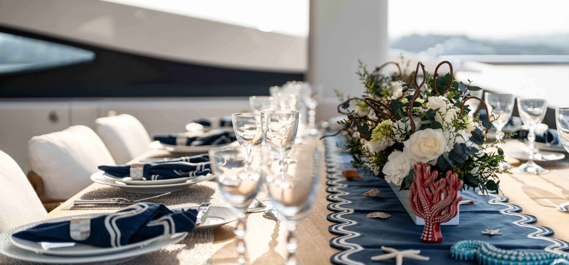 Motor Yacht Symmetry - Dining setup